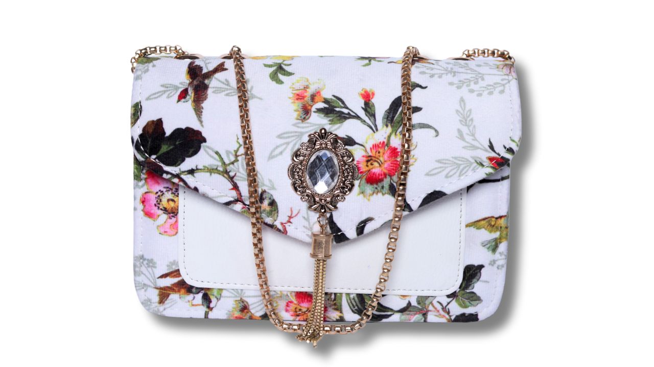 Floral Chain Bag with Vintage Charm